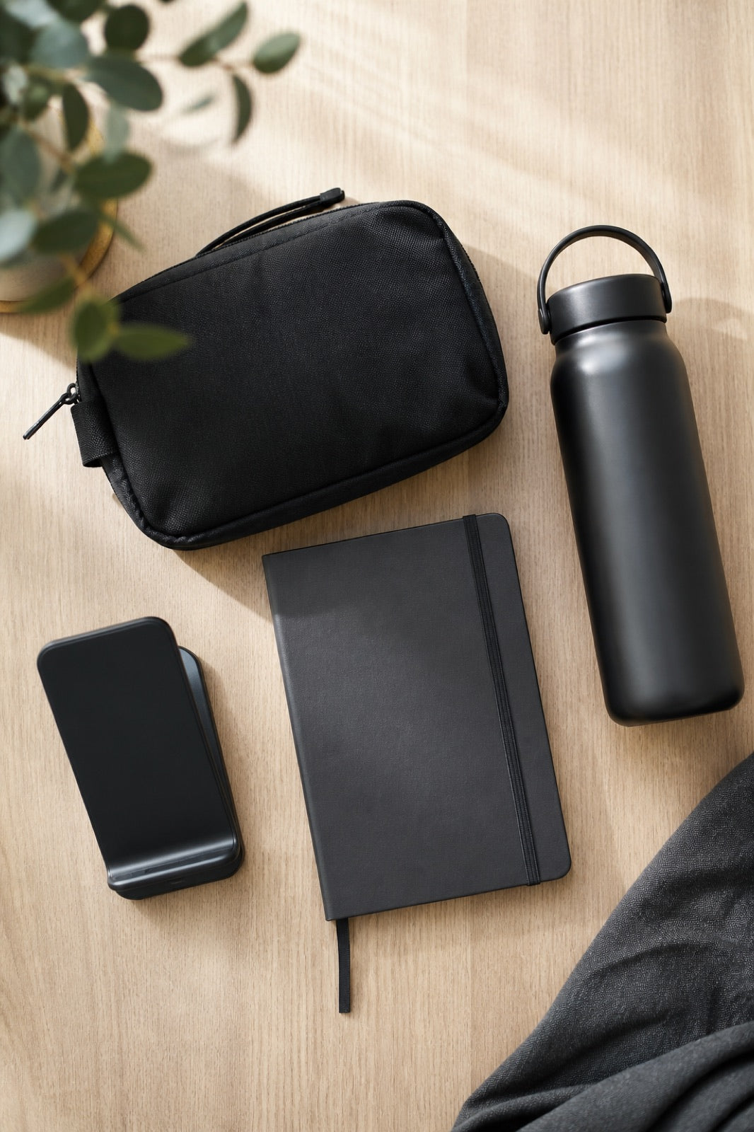 Men Starter Pack Office Pack on desk